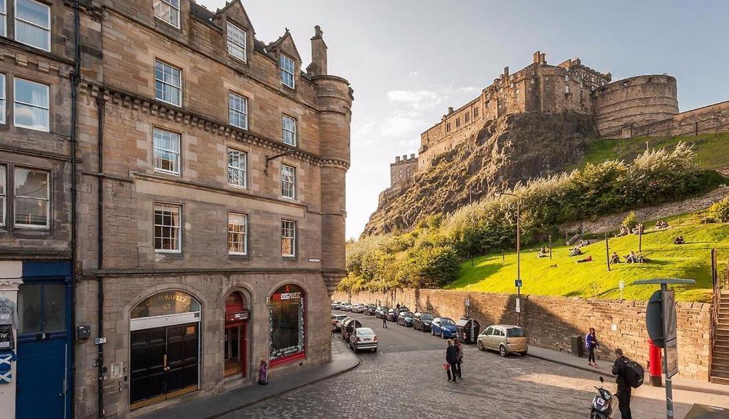 3 Bedrooms Flat In Central Edinburgh Old Town Sleeps 6 ภายนอก รูปภาพ